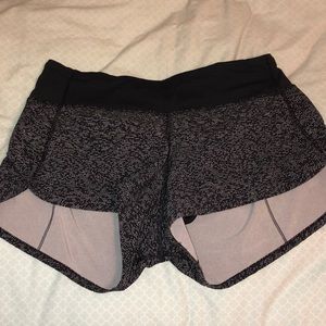 Lululemon black and white shorts